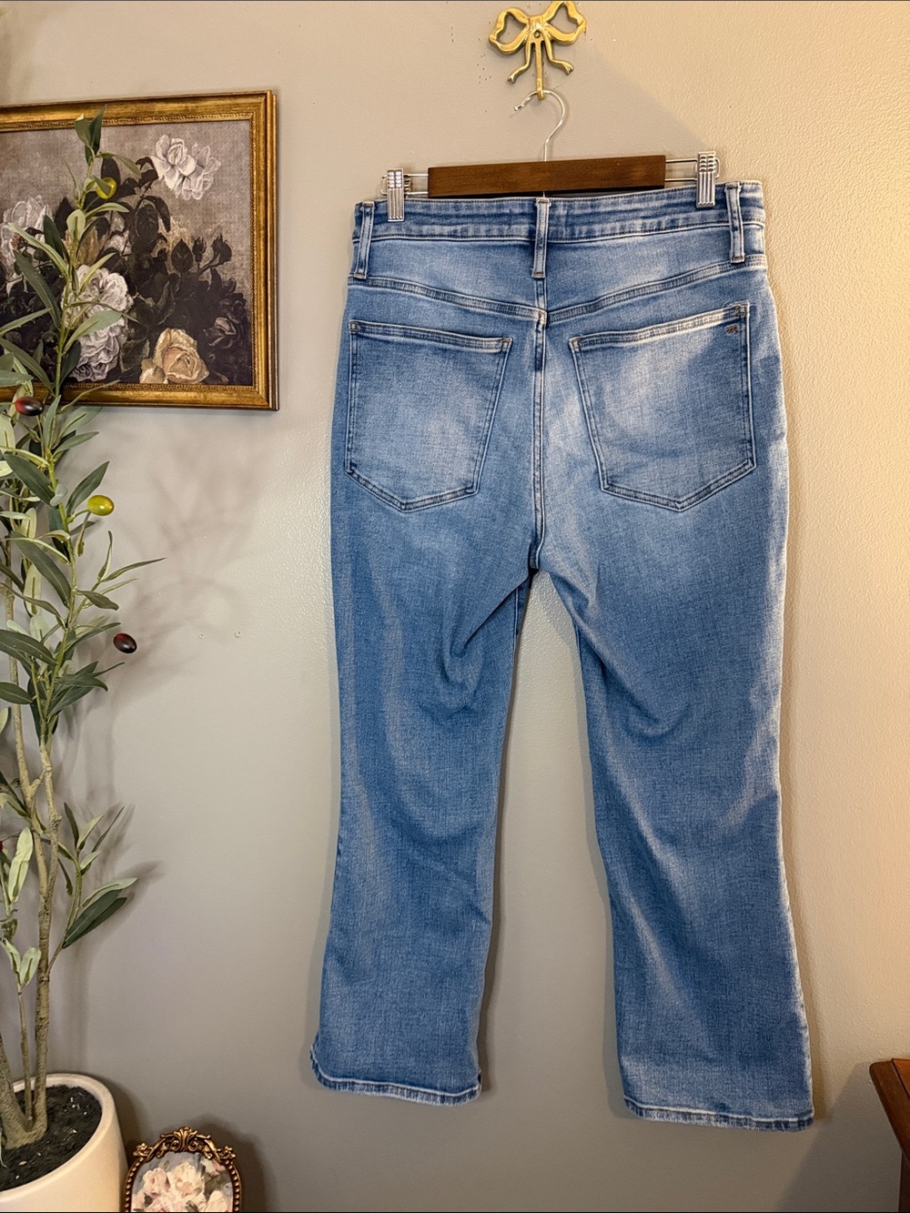 Madewell Mid-Rise Kick Out Jeans Size 32 Medium Wash Cropped Kick Flare - Picture 8 of 8